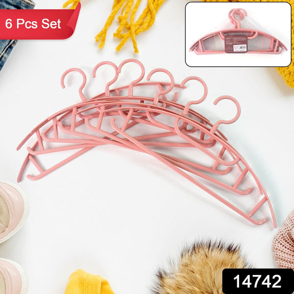 Plastic Cloth Hangers